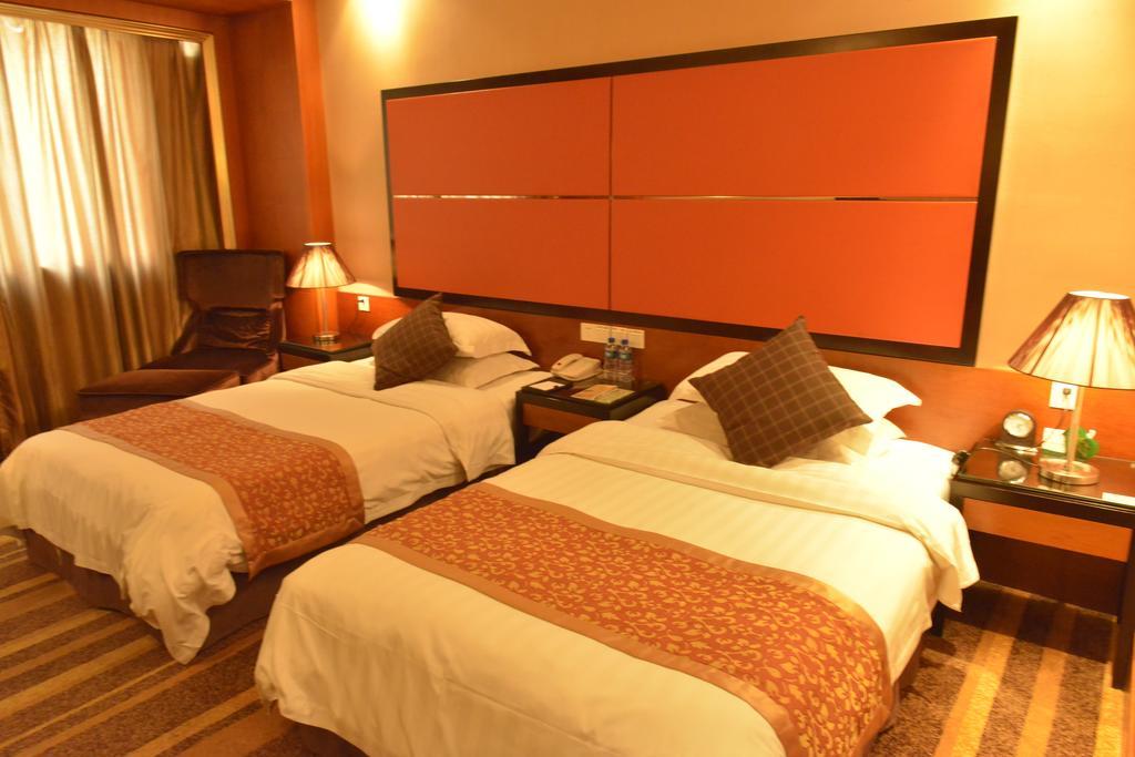 Sprot-Life Garden Hotel Wuhan Zewnętrze zdjęcie