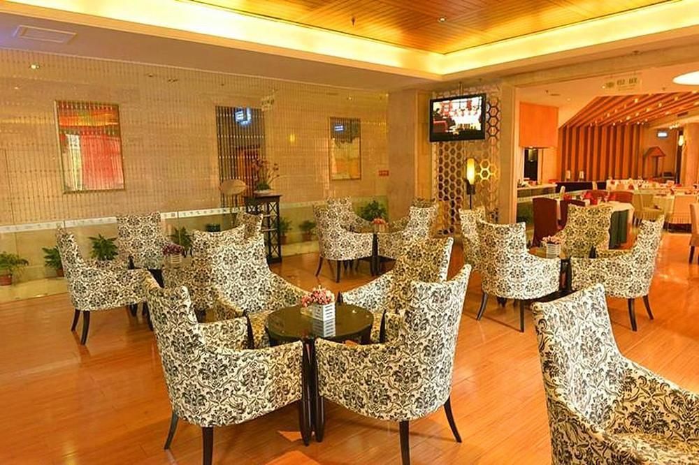 Sprot-Life Garden Hotel Wuhan Zewnętrze zdjęcie