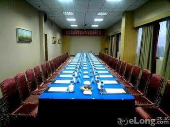 Sprot-Life Garden Hotel Wuhan Zewnętrze zdjęcie