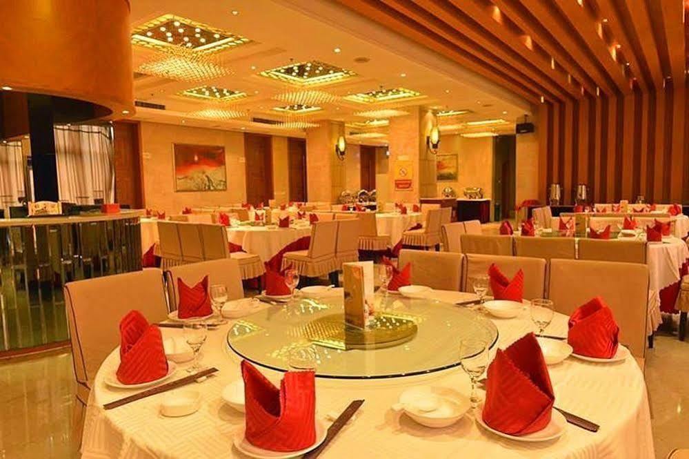 Sprot-Life Garden Hotel Wuhan Zewnętrze zdjęcie